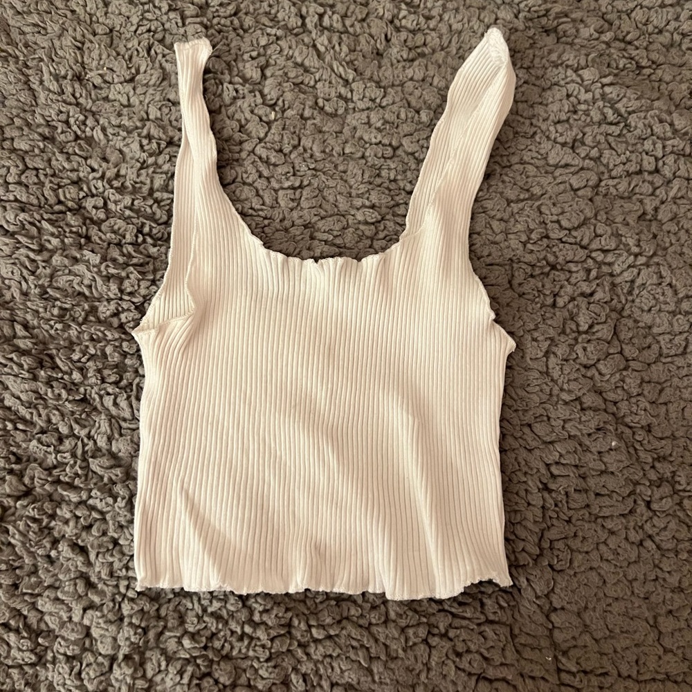 Super stretchy going out top!